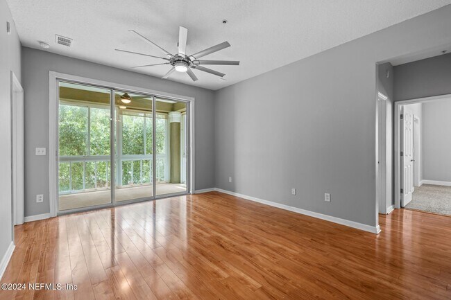 Building Photo - 8601 Beach Blvd