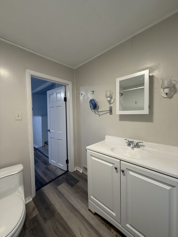 Building Photo - 1202 Alabama Ave