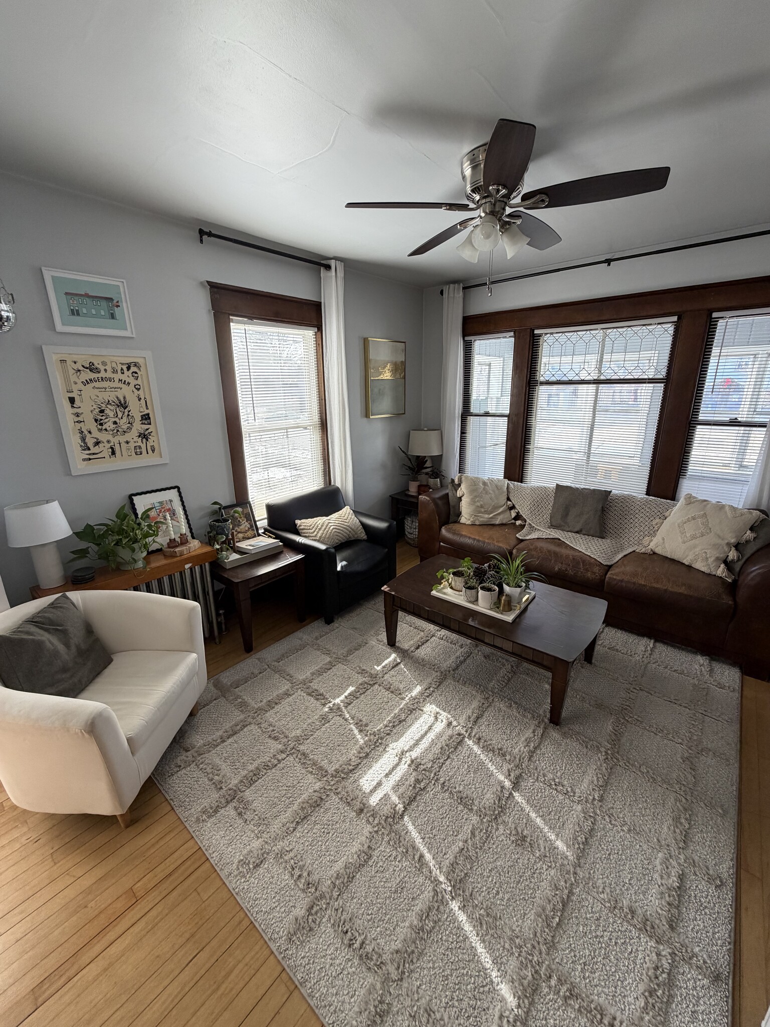 Living Area - 1819 4th St NE