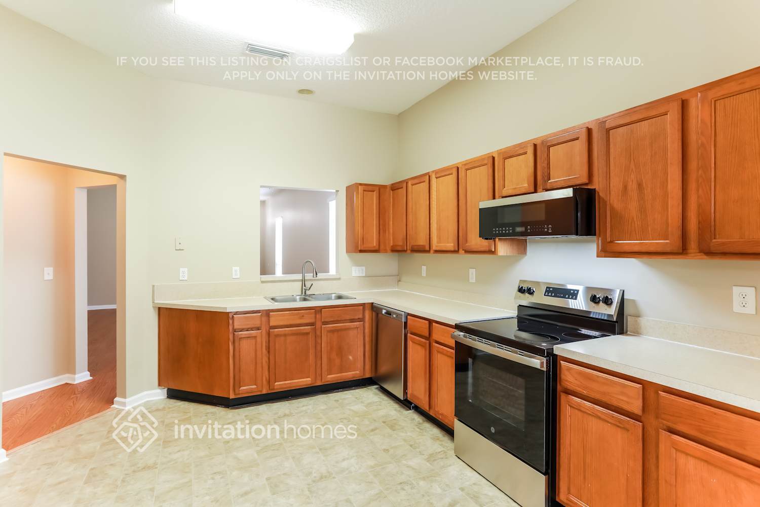 Building Photo - 4011 Pebble Brooke Circle South