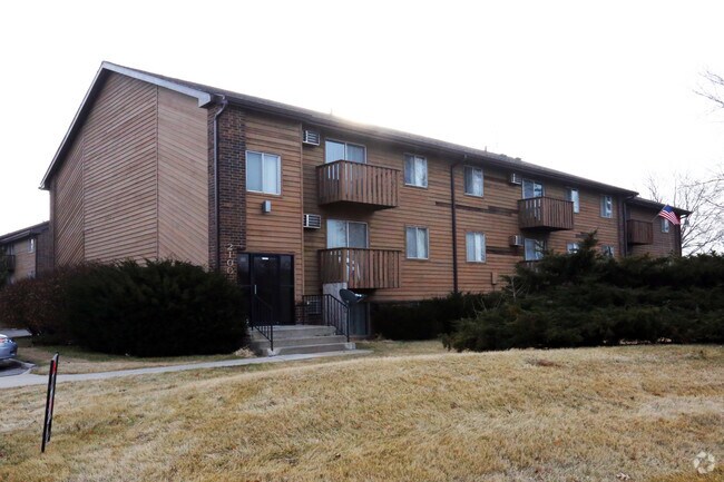 Building Photo - Grand Avenue Apartments