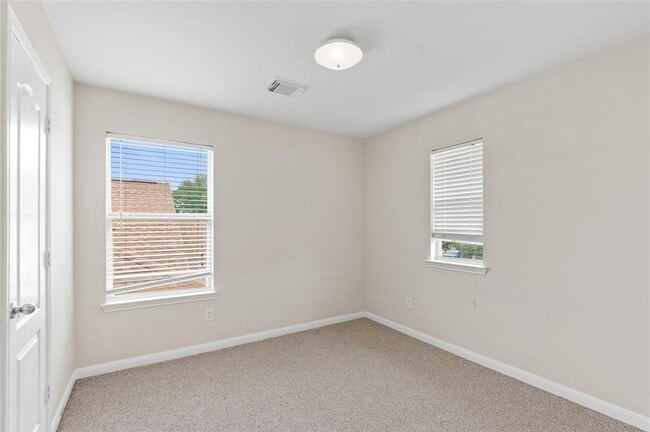 Building Photo - 18226 Fair Grange Ln