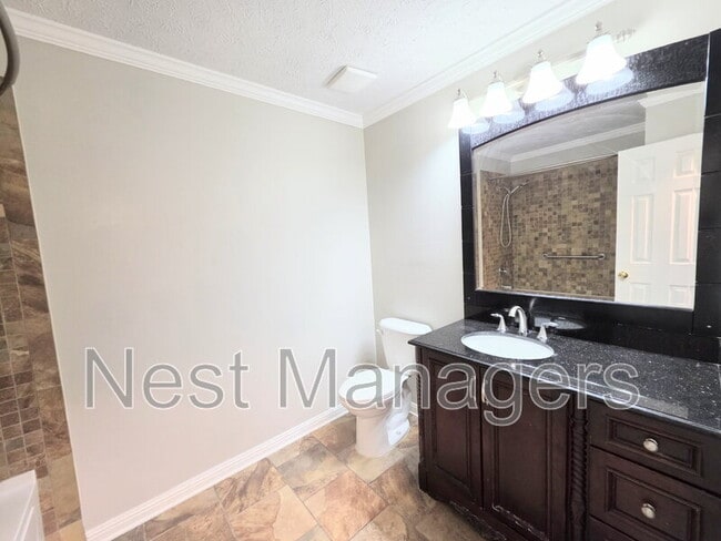 Building Photo - 7320 Avila Dr