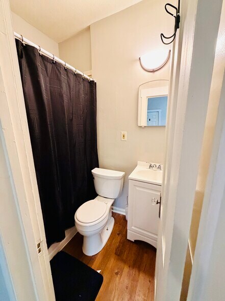 Building Photo - 2515 S St