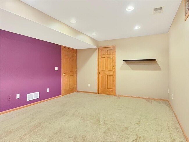Building Photo - 15612 Canyon Ridge