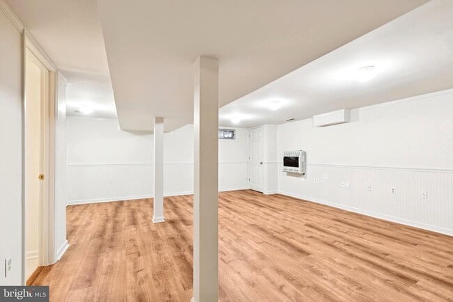 Building Photo - 1280 Terrace Ln