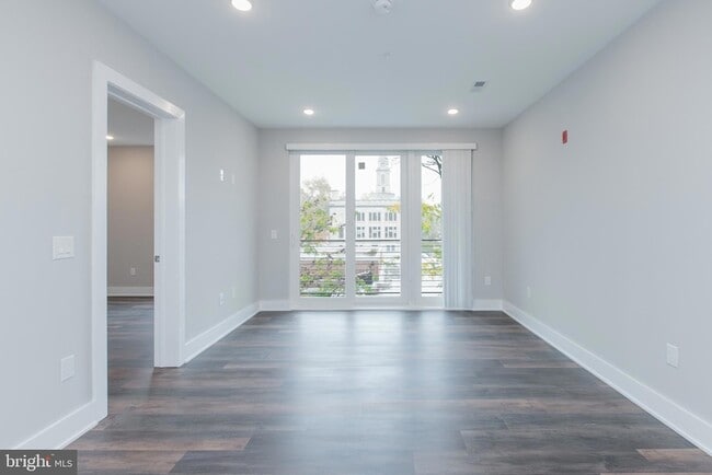 Building Photo - 45 W Haines St