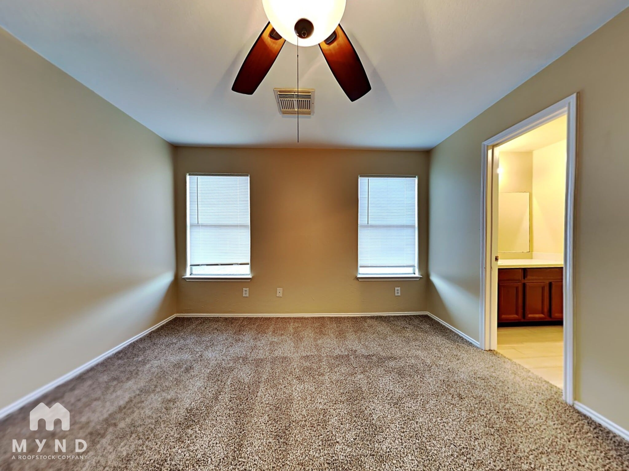 Building Photo - 635 Ashlen Dr