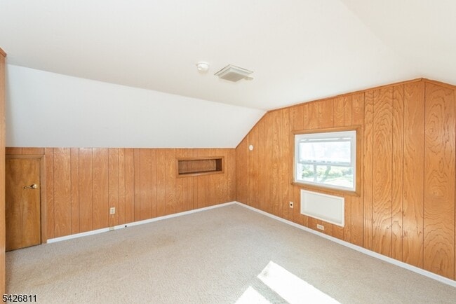 Building Photo - 123 Smull Ave