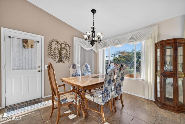 Building Photo - 1831 E Lindrick Dr