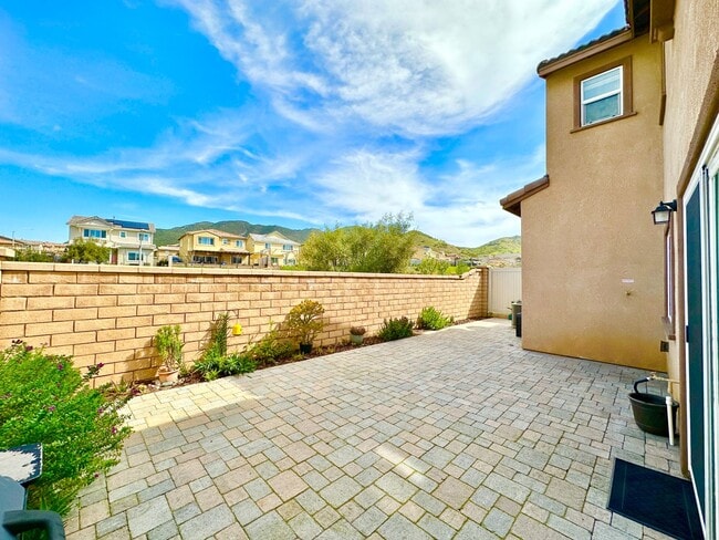 Building Photo - Lovely Two-Story Home in the New Community...