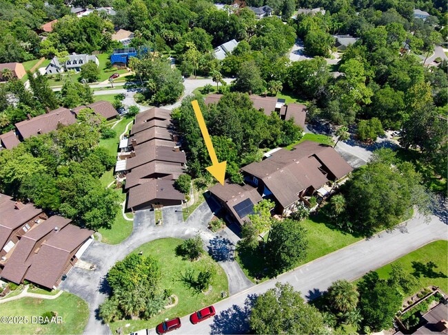 Building Photo - 10 Cherokee Trail