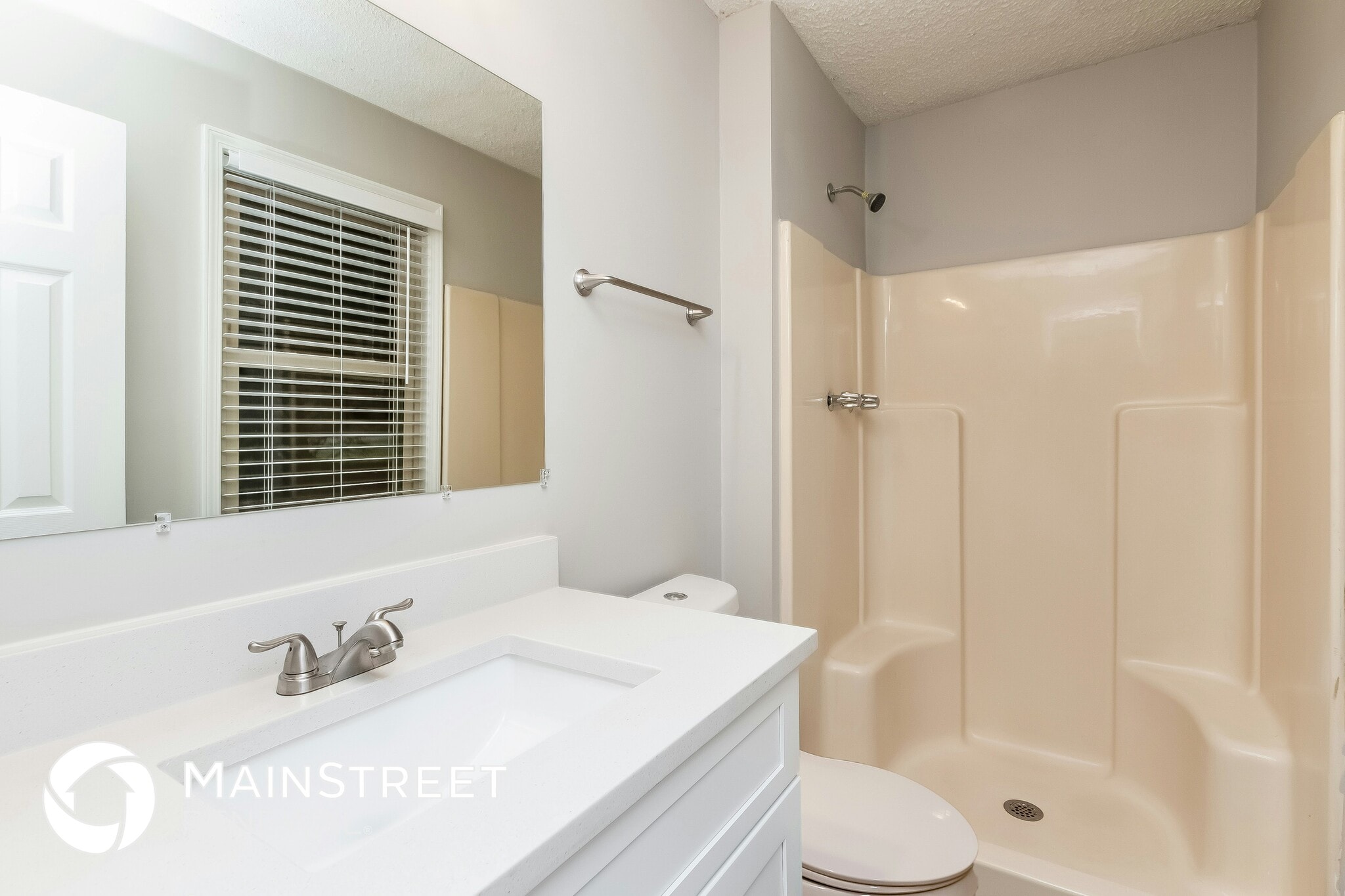 Building Photo - 181 Holly Ct