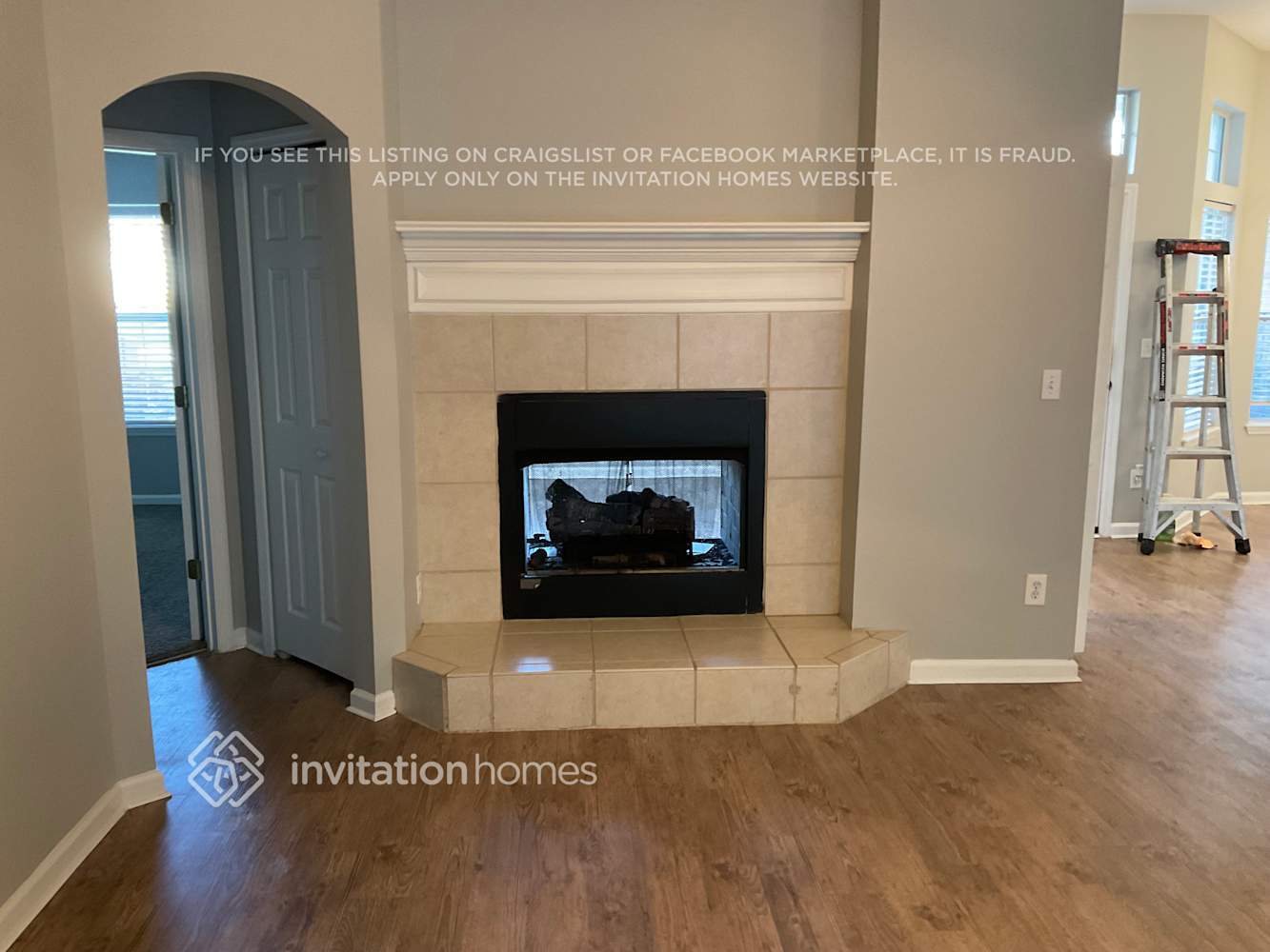 Building Photo - 14091 Summer Breeze Dr E