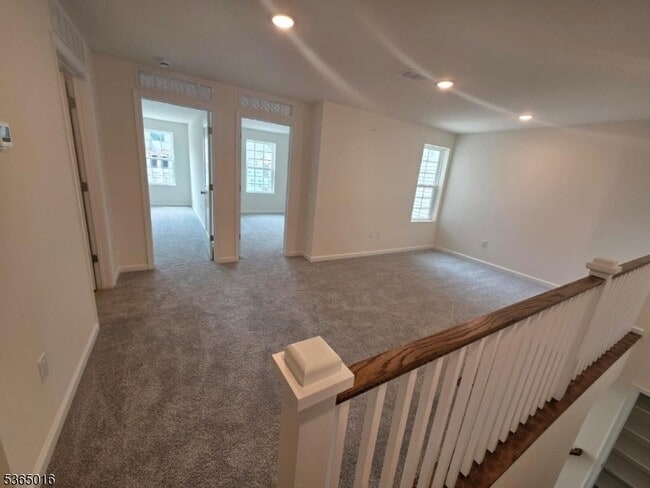 Building Photo - 208 Lavender Wy