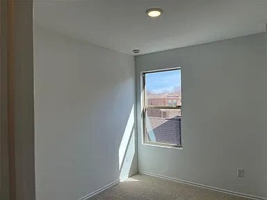 Building Photo - 2008 Wolford Wy