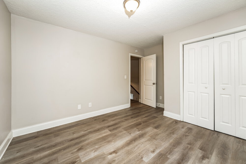 Building Photo - 1959 Corners Cir