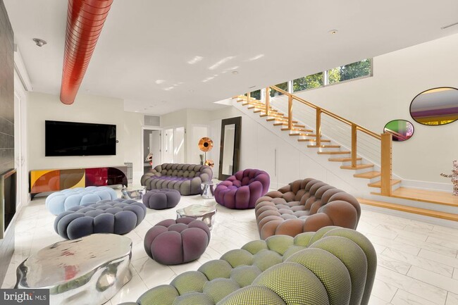 Building Photo - 6309 Bradley Blvd