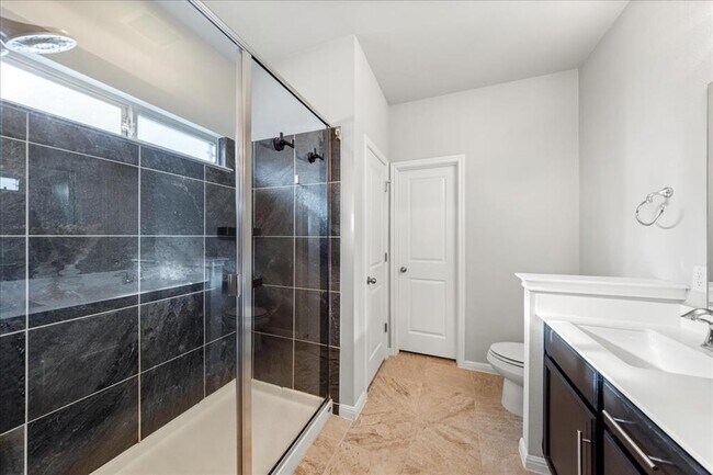 Building Photo - 6110 Principale Dr