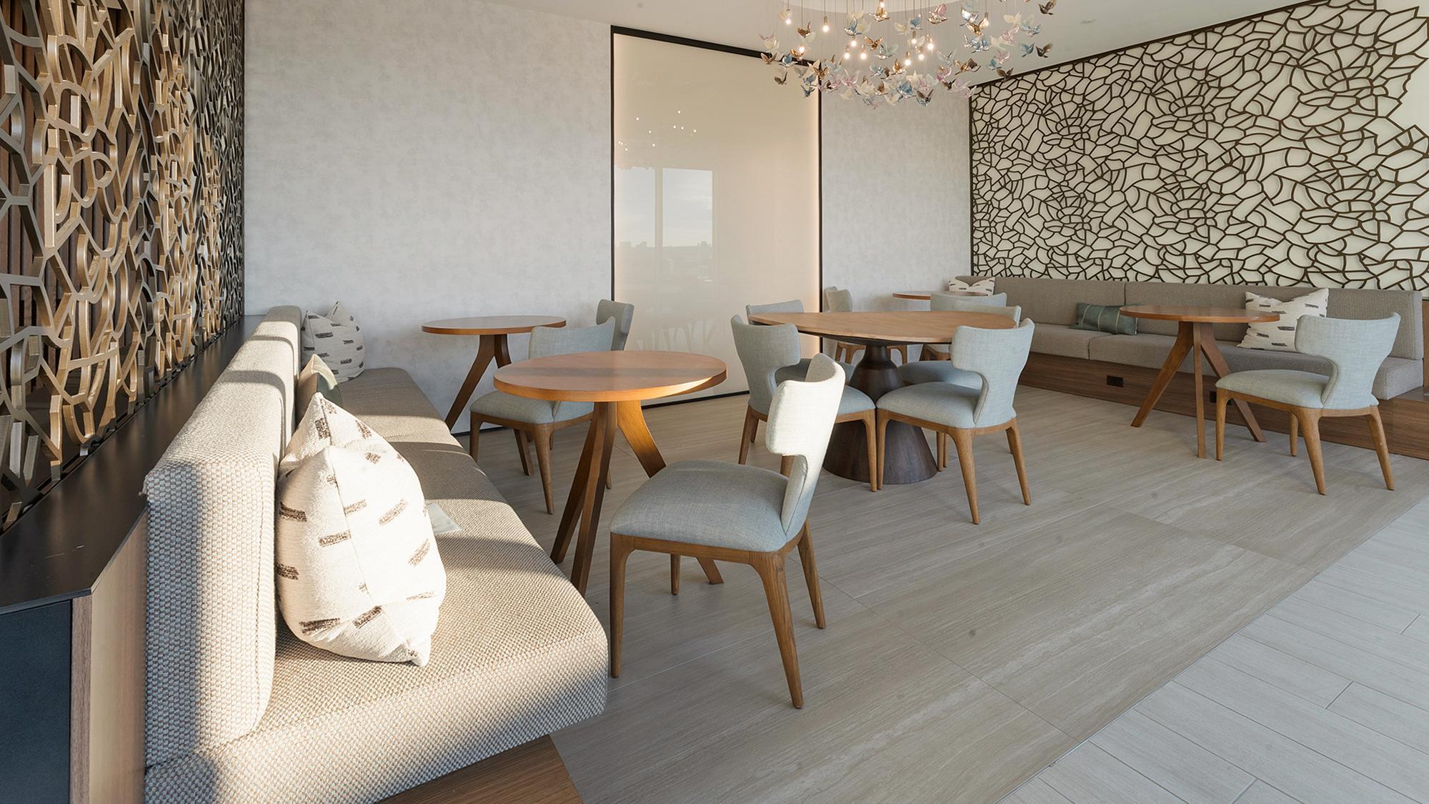 Building Photo - 632 Howard Rd SE