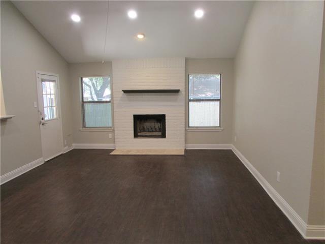 Building Photo - 6820 Stillmeadows Cir N