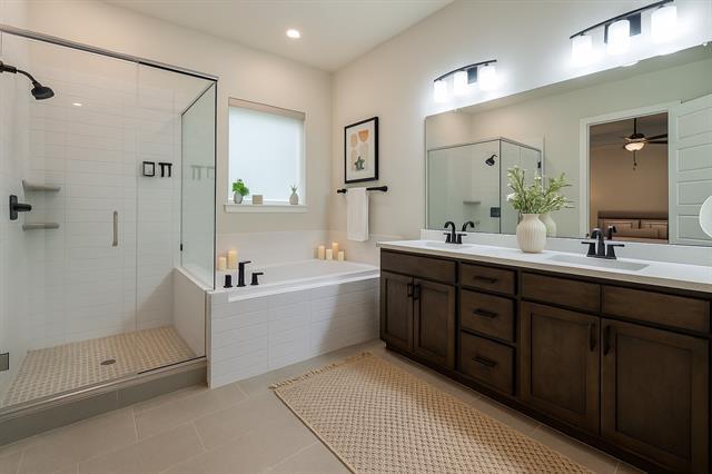 Building Photo - 1053 Manacor Ln