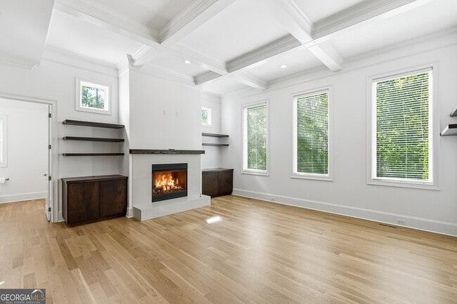 Building Photo - 6740 Castleton Dr NW