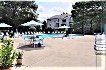 Building Photo - 36 Silver Hill Ln