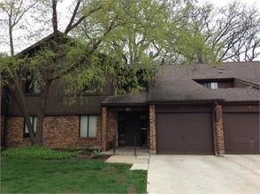 Building Photo - 37 Creekside Cir