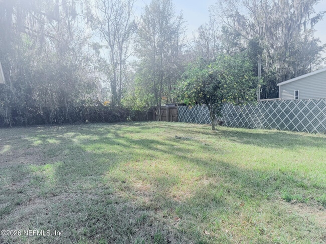 Building Photo - 10728 Old Kings Rd