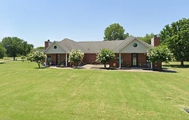 Building Photo - 801 W Russell Ave