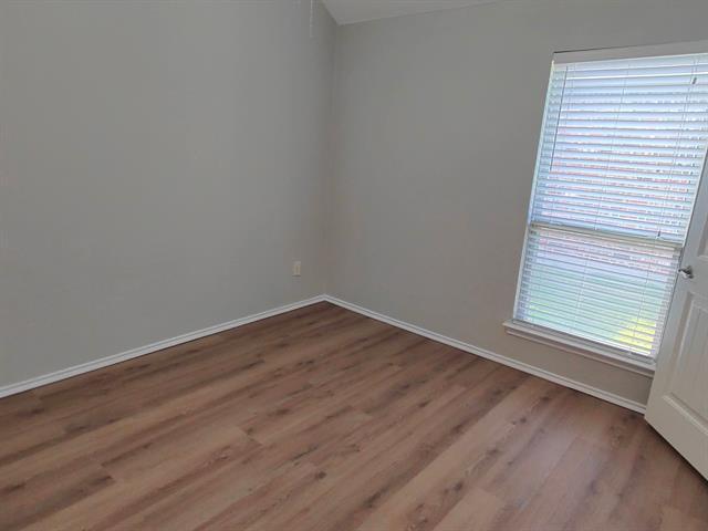Building Photo - 516 Rustic Oak Ln