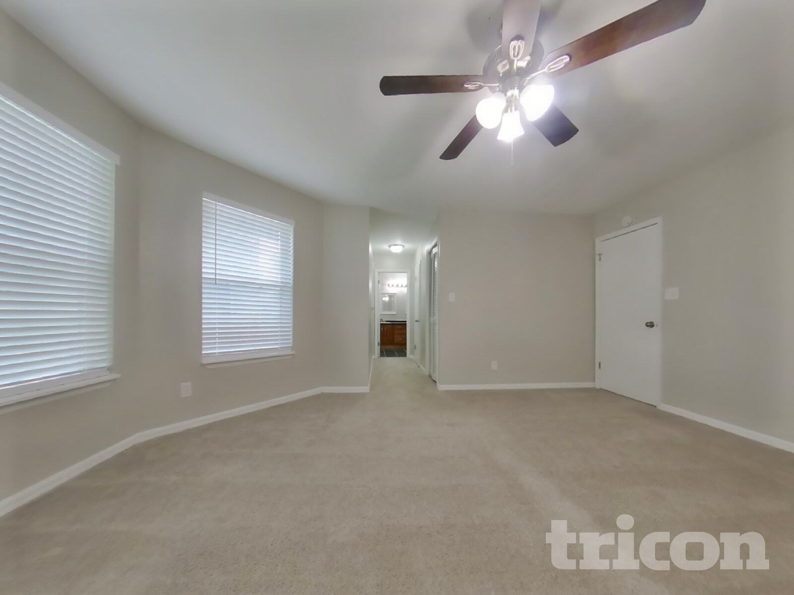 Building Photo - 872 Fairview Ave