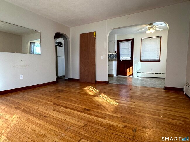 Building Photo - 407 CT-2