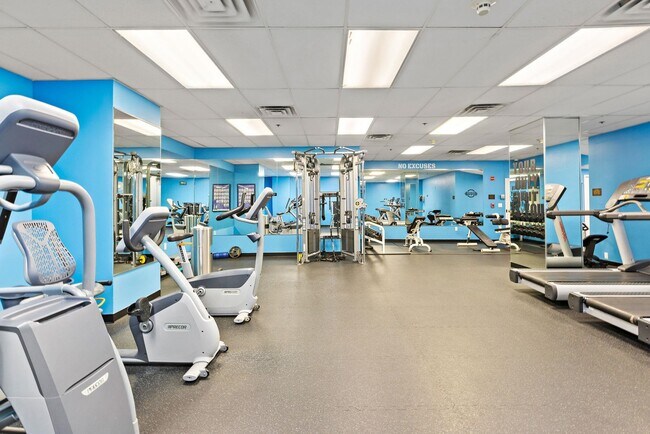 Building Photo - 2 Constitution Ct