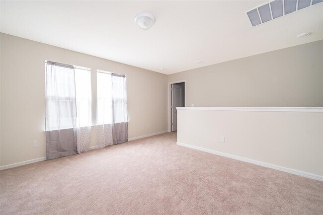 Building Photo - 1941 Summer Serenity Dr