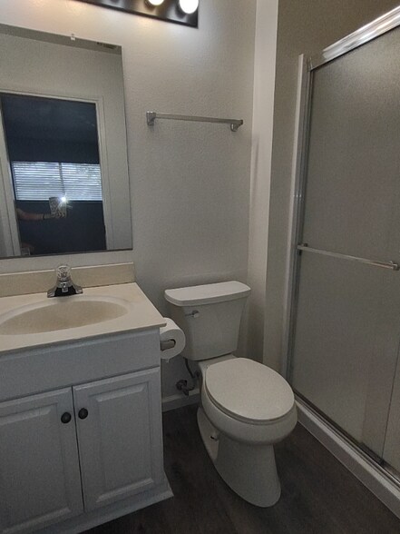 Building Photo - 9279 Corinthian Cir