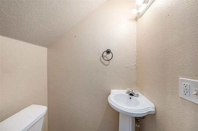 Building Photo - 9519 Citrus Glen Pl