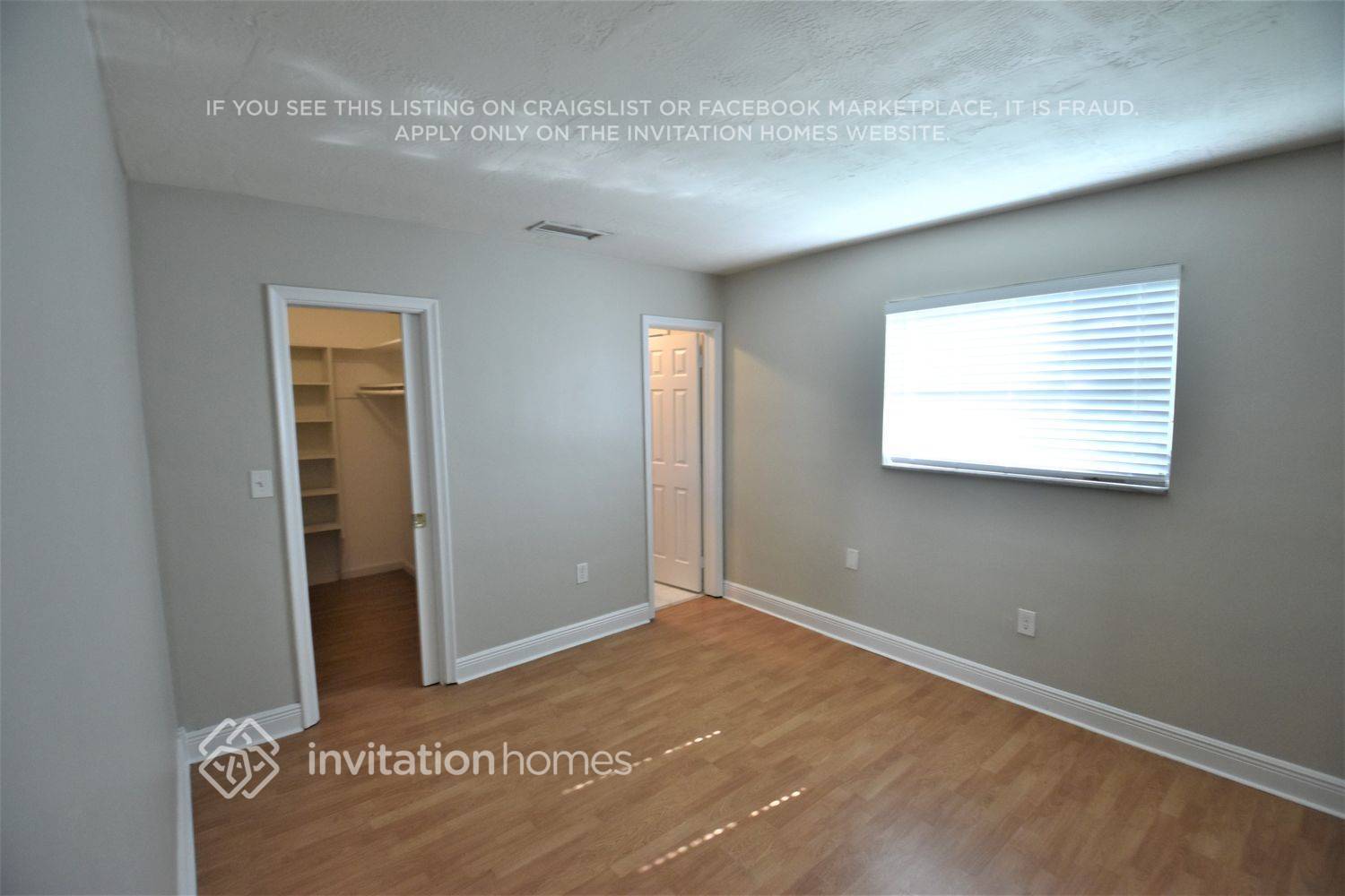 Building Photo - 8390 NW 21st Ct