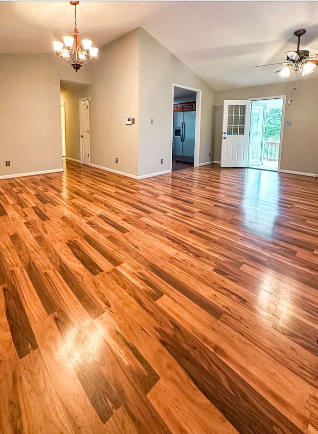 Building Photo - 3-Bedroom Ranch on 1 Acre in Oxford