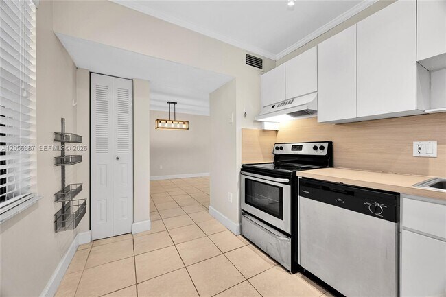 Building Photo - 8261 SW 128th St