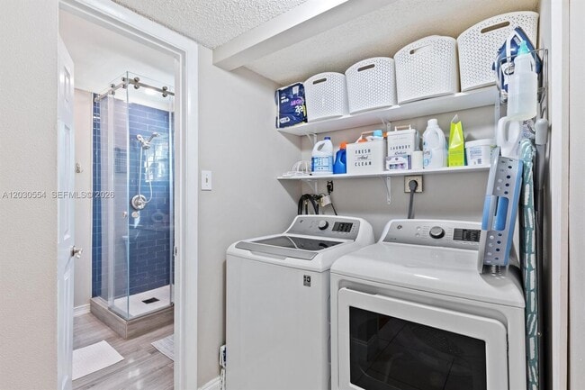 Building Photo - 4119 Coral Springs Dr