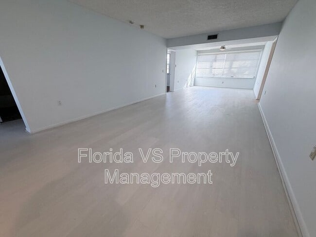 Building Photo - 3511 Village Blvd