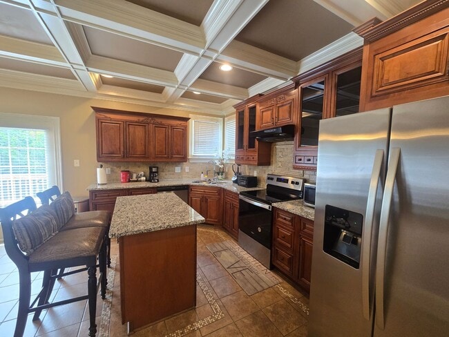 Building Photo - Rare Custom 3BR + Flex Space, 3BA Craftsma...
