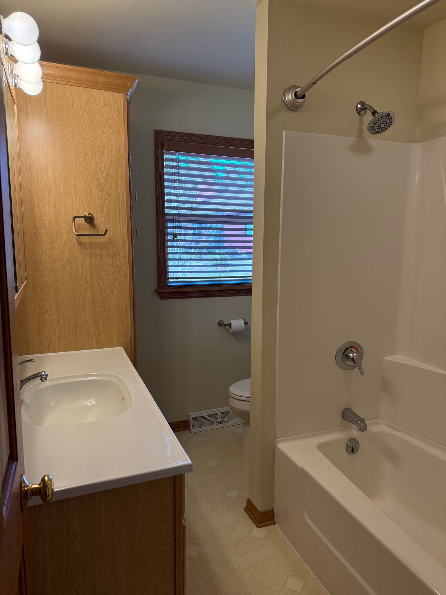 Building Photo - W9206 Ripley Rd