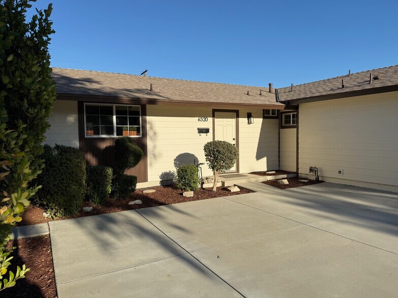 Building Photo - 6520 Debs Ave