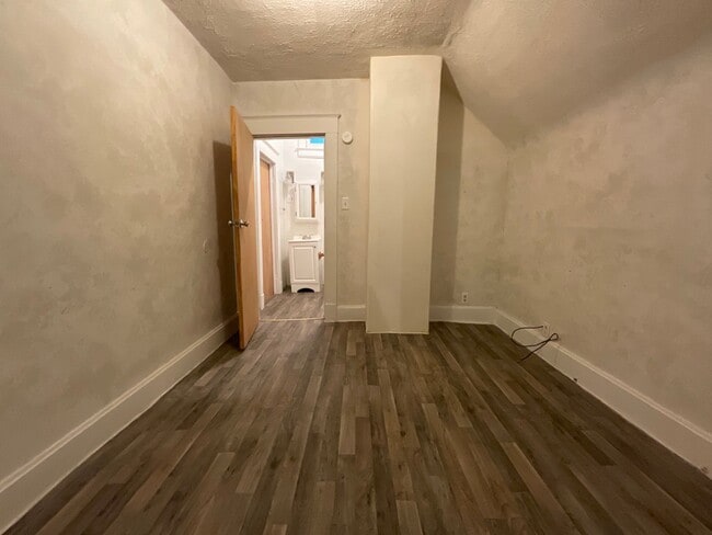 Building Photo - Pre Leasing