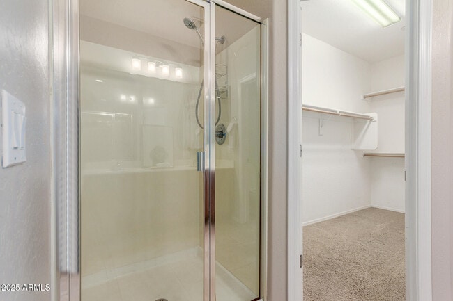 Building Photo - 15240 N 142nd Ave