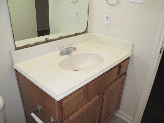 Building Photo - 16910 Port O Call St