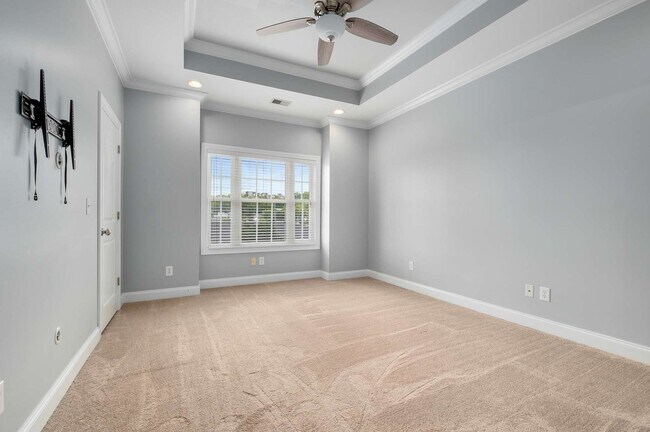 Building Photo - 5920 Obrien Ave